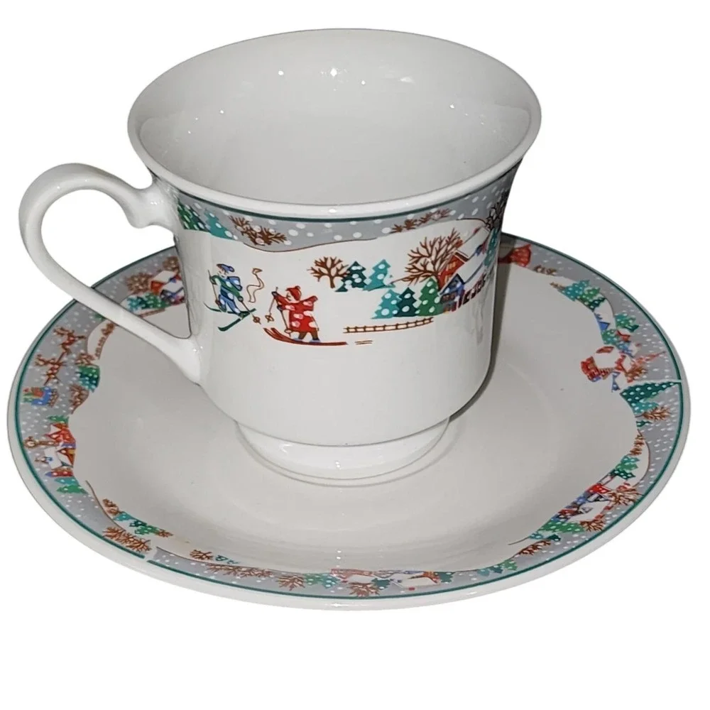 Vintage Christmas Wonderland Porcelain China 20pc‎ Dinnerware Set Holiday Design